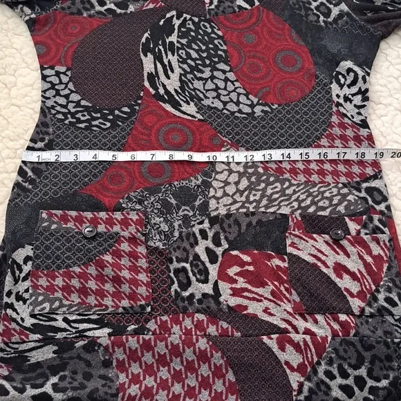 Clientele Tunic Top - Picture 7 of 7